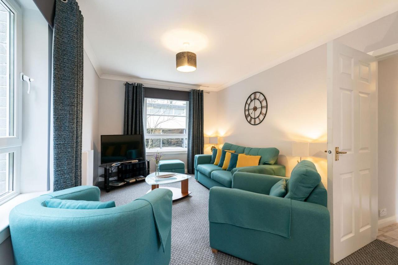 Ground-Fl Two Bedroom Apartment In Bridge Of Allan Exterior photo