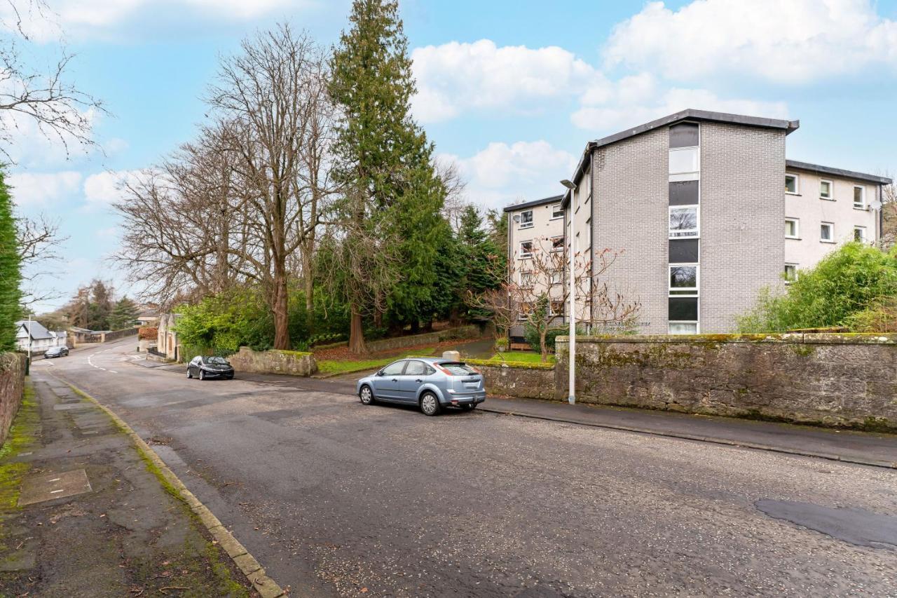 Ground-Fl Two Bedroom Apartment In Bridge Of Allan Exterior photo